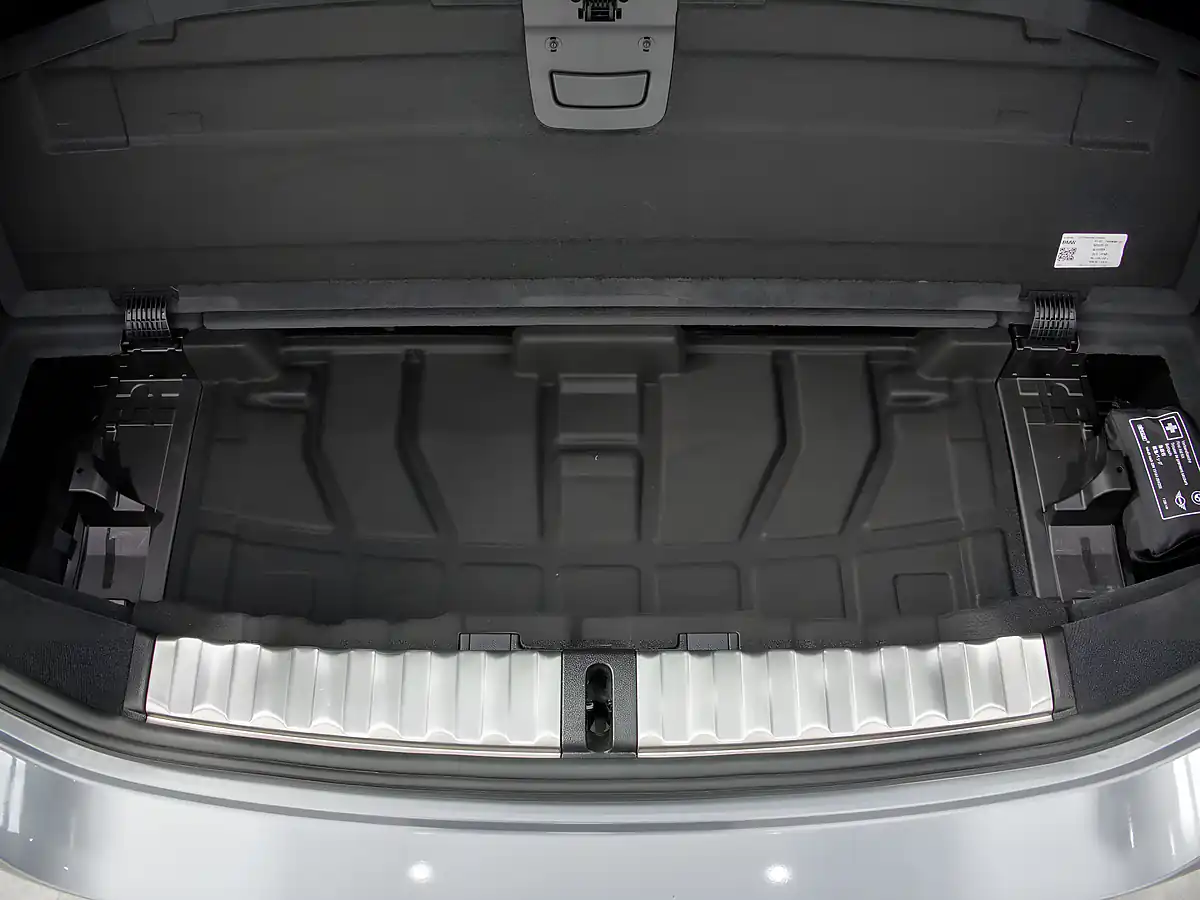 Used 2023 BMW 3 Series M Sport Grey - Interior and Exterior details 18