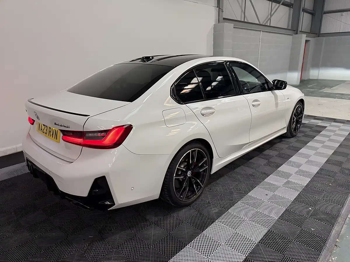 Used 2023 BMW 3 Series Saloon White - Interior and Exterior details 6