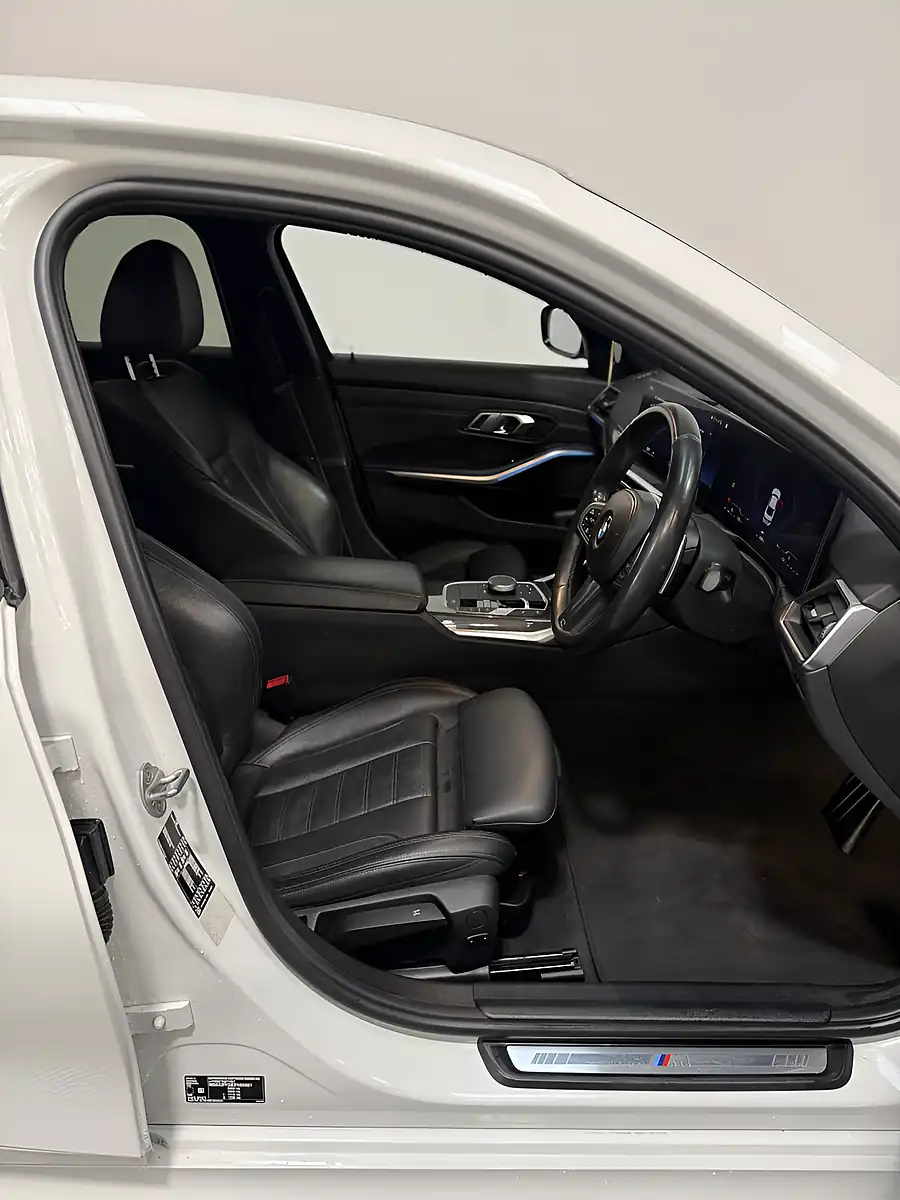 Used 2023 BMW 3 Series Saloon White - Interior and Exterior details 8