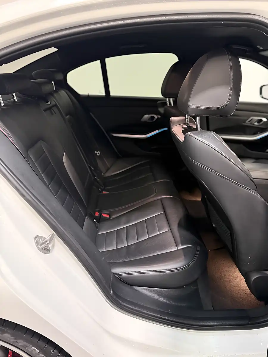 Used 2023 BMW 3 Series Saloon White - Interior and Exterior details 9