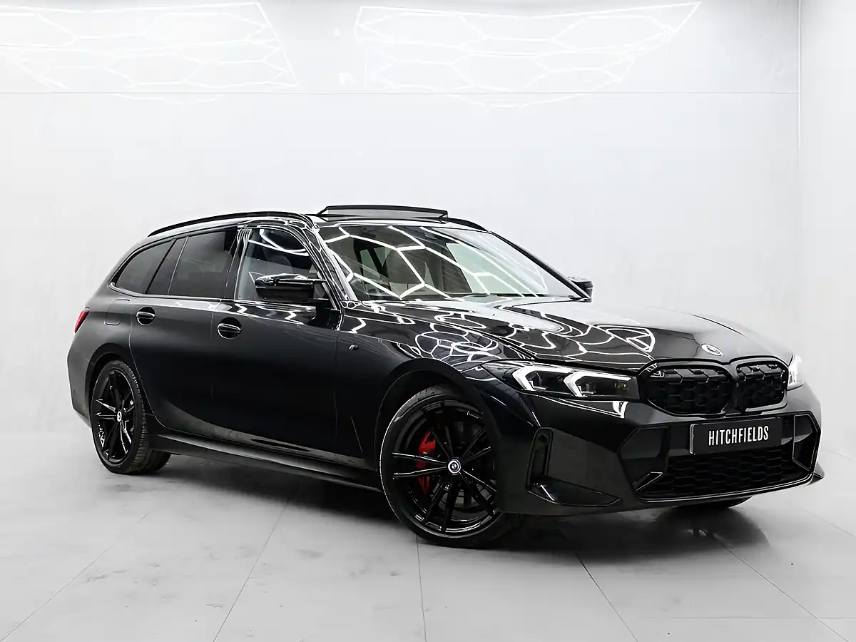 Used 2023 BMW 3 Series Touring Black - Front View