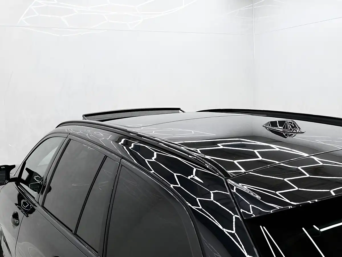 Used 2023 BMW 3 Series Touring Black - Interior and Exterior details 10