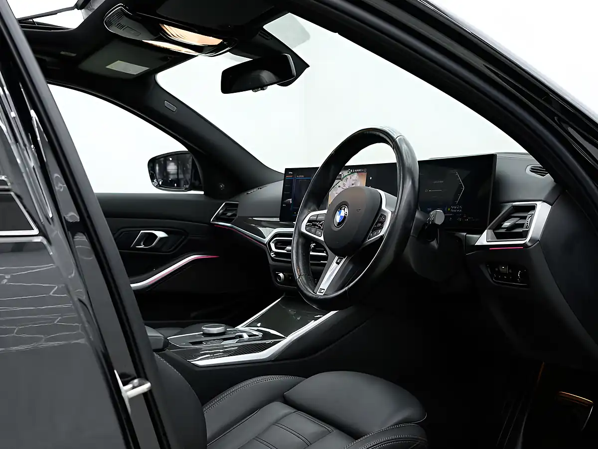 Used 2023 BMW 3 Series Touring Black - Interior and Exterior details 12