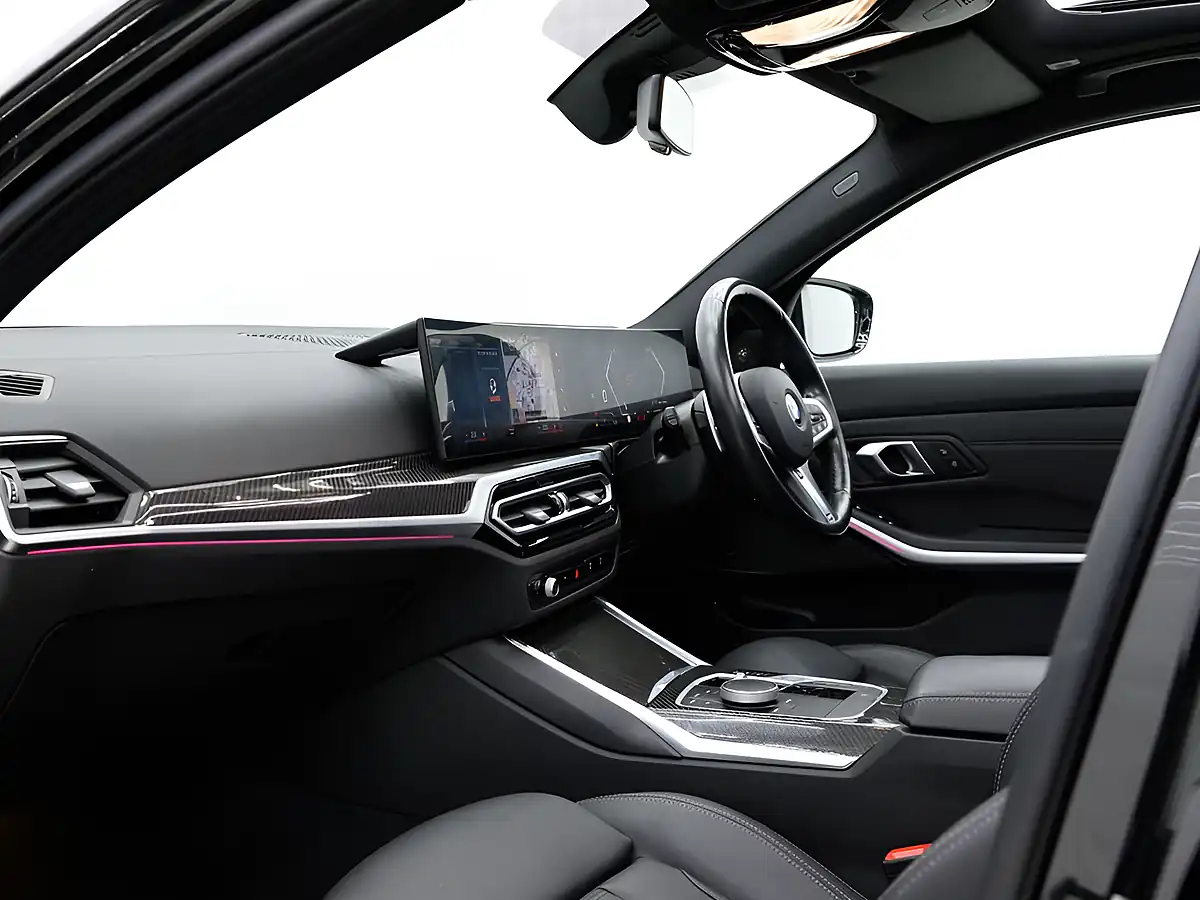 Used 2023 BMW 3 Series Touring Black - Interior and Exterior details 16