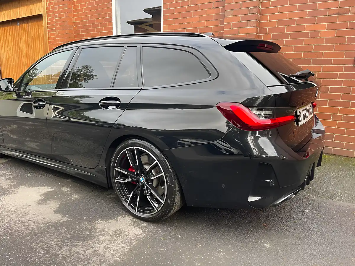 Used 2023 BMW 3 Series Touring Black - Interior and Exterior details 10