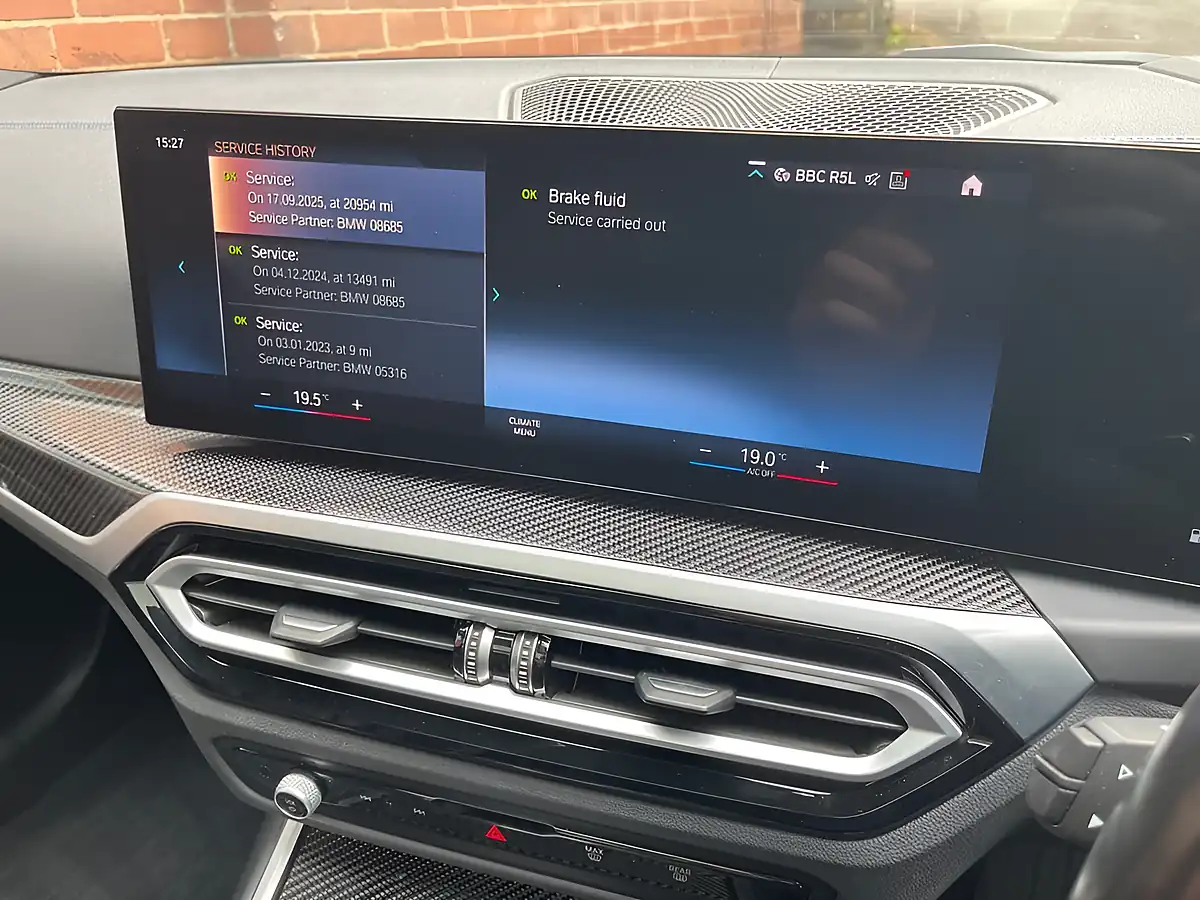 Used 2023 BMW 3 Series Touring Black - Interior and Exterior details 16