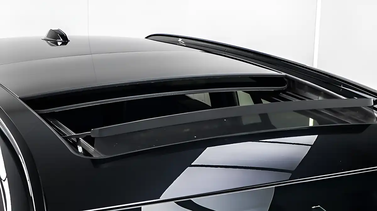 Used 2023 BMW 3 Series Touring Black - Interior and Exterior details 4