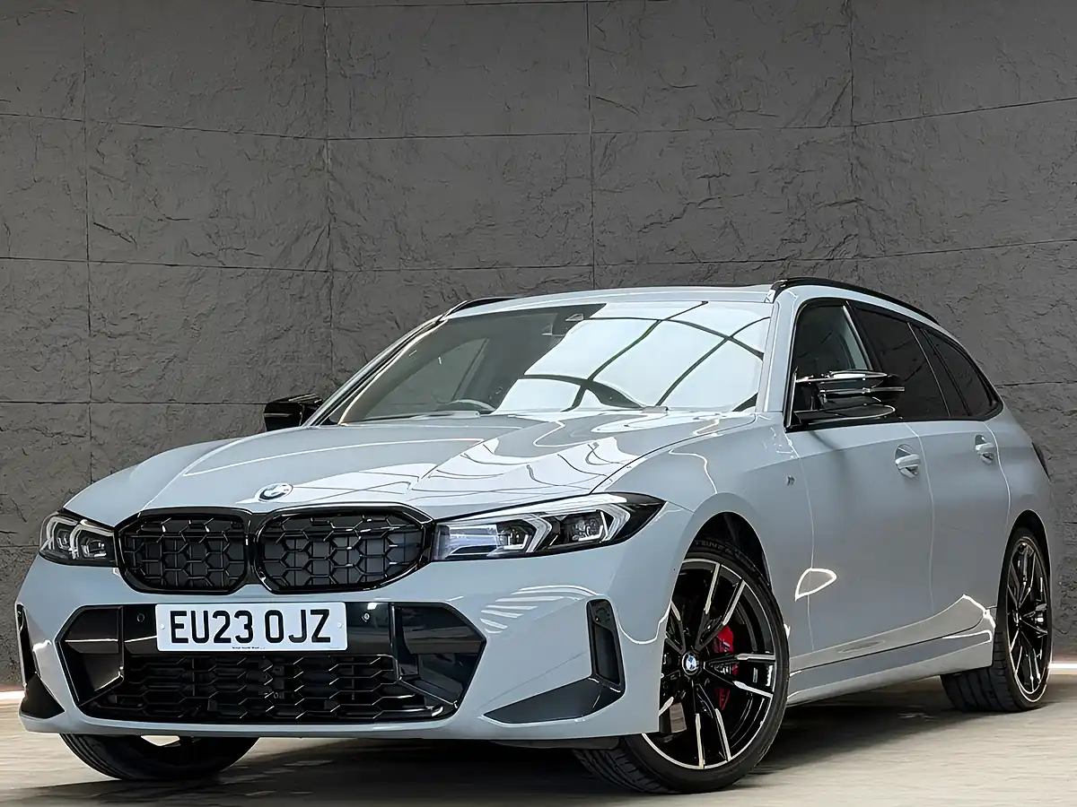 Used 2023 BMW 3 Series Touring Grey - Front View