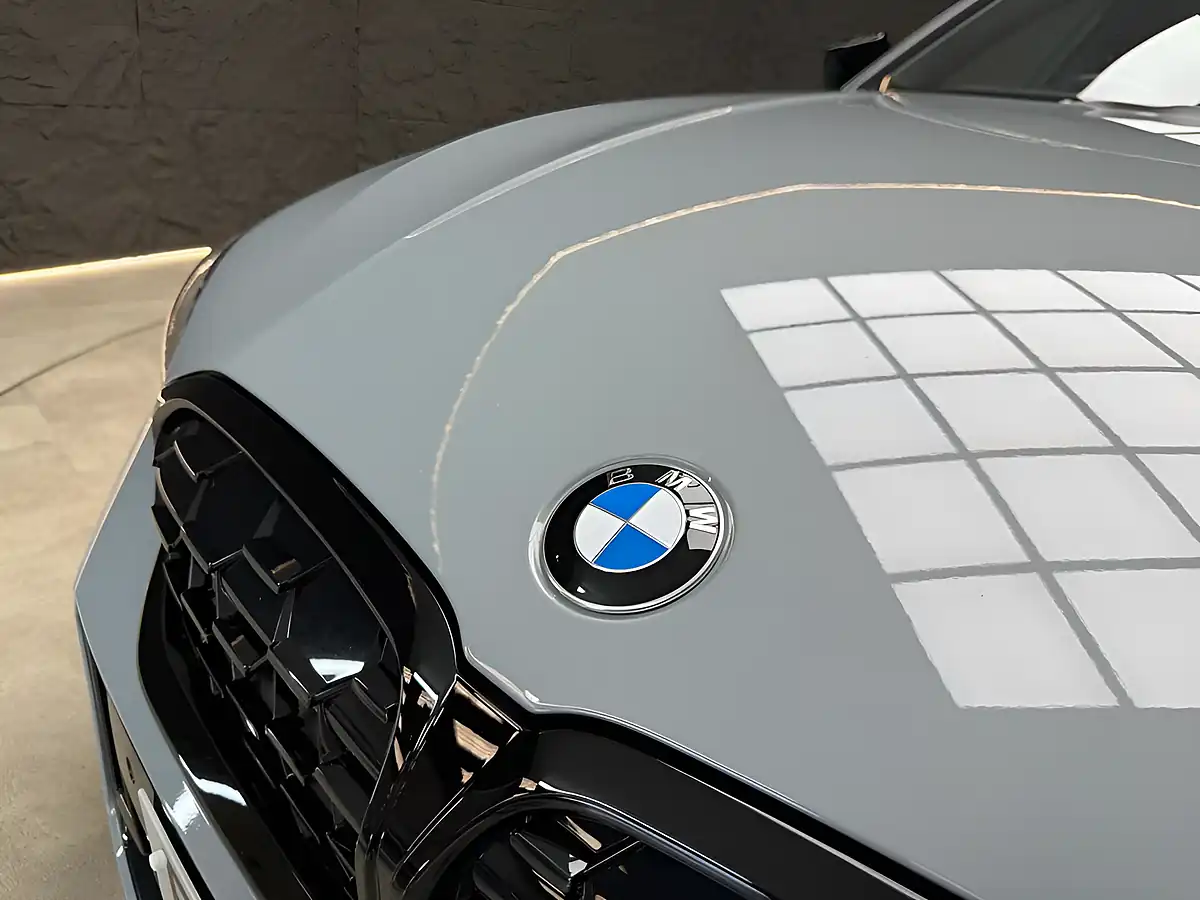 Used 2023 BMW 3 Series Touring Grey - Interior and Exterior details 17
