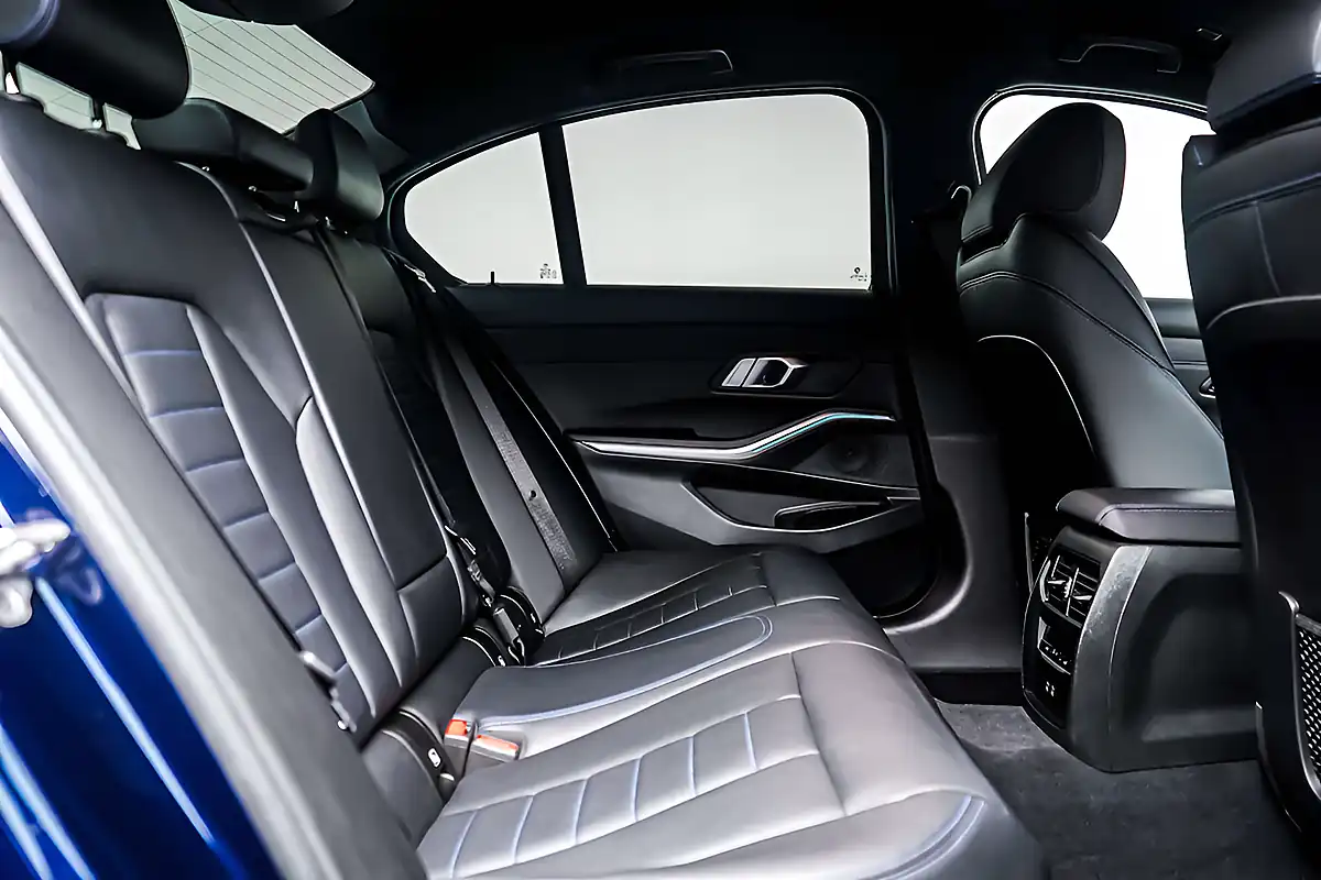Used 2023 BMW 320i M Sport Tanzanite Blue - Interior and Exterior details 8