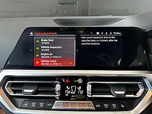 Used 2023 BMW 4 Series M Sport Mineral White - Interior and Exterior details 17