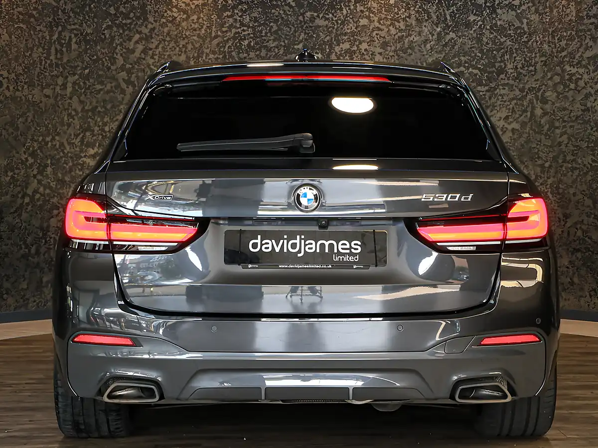 Used 2023 BMW 5 Series M Sport Sophisto Grey - Interior and Exterior details 7