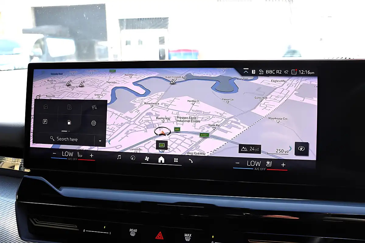 Used 2023 BMW 5 Series M Sport White - Interior and Exterior details 12
