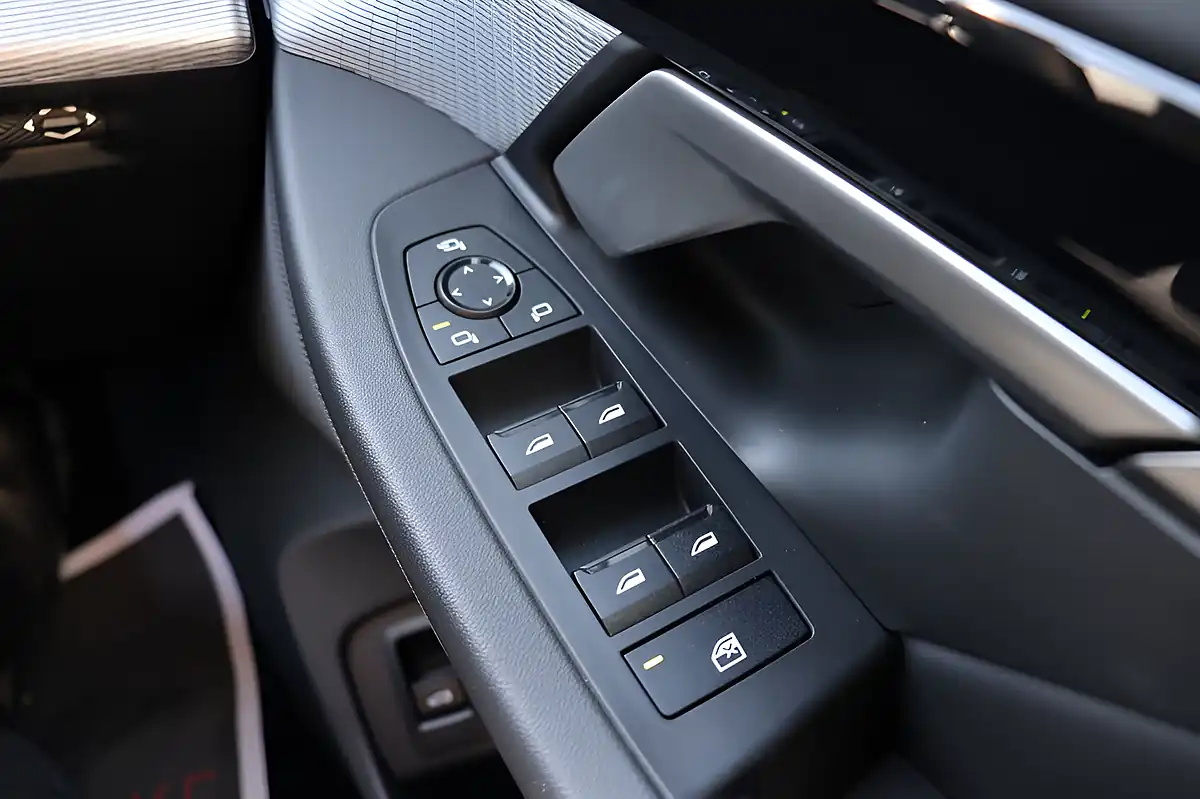 Used 2023 BMW 5 Series M Sport White - Interior and Exterior details 14