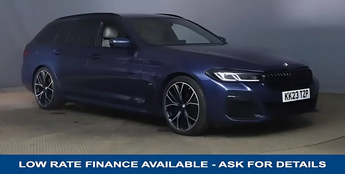 Used 2023 BMW 5 Series Touring M-Sport Pro Pack Phytonic Blue - Front View