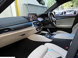 Used 2023 BMW 5 Series Touring M-Sport Pro Pack Phytonic Blue - Interior and Exterior details 2