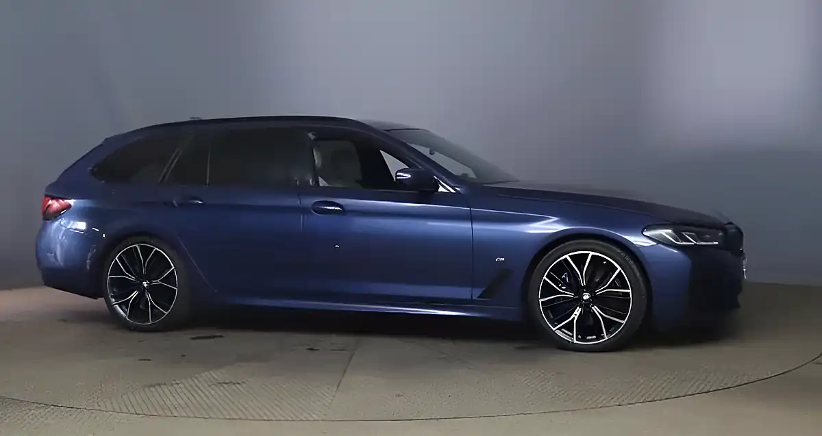 Used 2023 BMW 5 Series Touring M-Sport Pro Pack Phytonic Blue - Interior and Exterior details 4