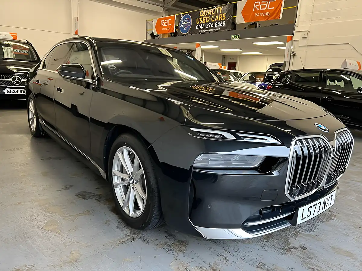 Used 2023 BMW 7 Series Excellence Black Sapphire - Interior and Exterior details 2