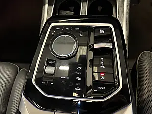 Used 2023 BMW 7 Series Excellence Black Sapphire - Interior and Exterior details 8