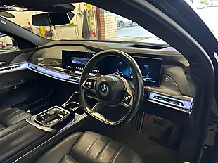 Used 2023 BMW 7 Series Excellence Black Sapphire - Interior and Exterior details 9