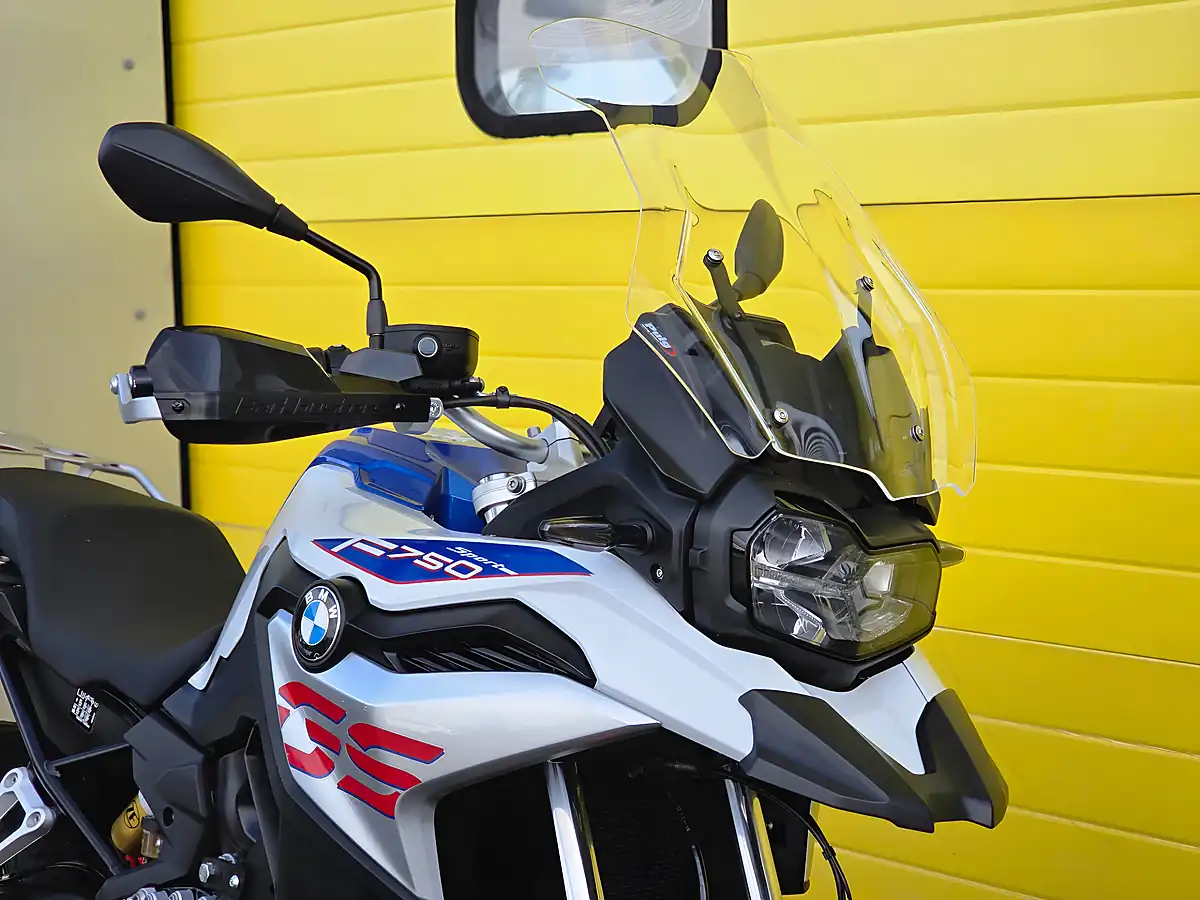 Used 2023 BMW F 750 Gs Te Multi-Coloured - Interior and Exterior details 11