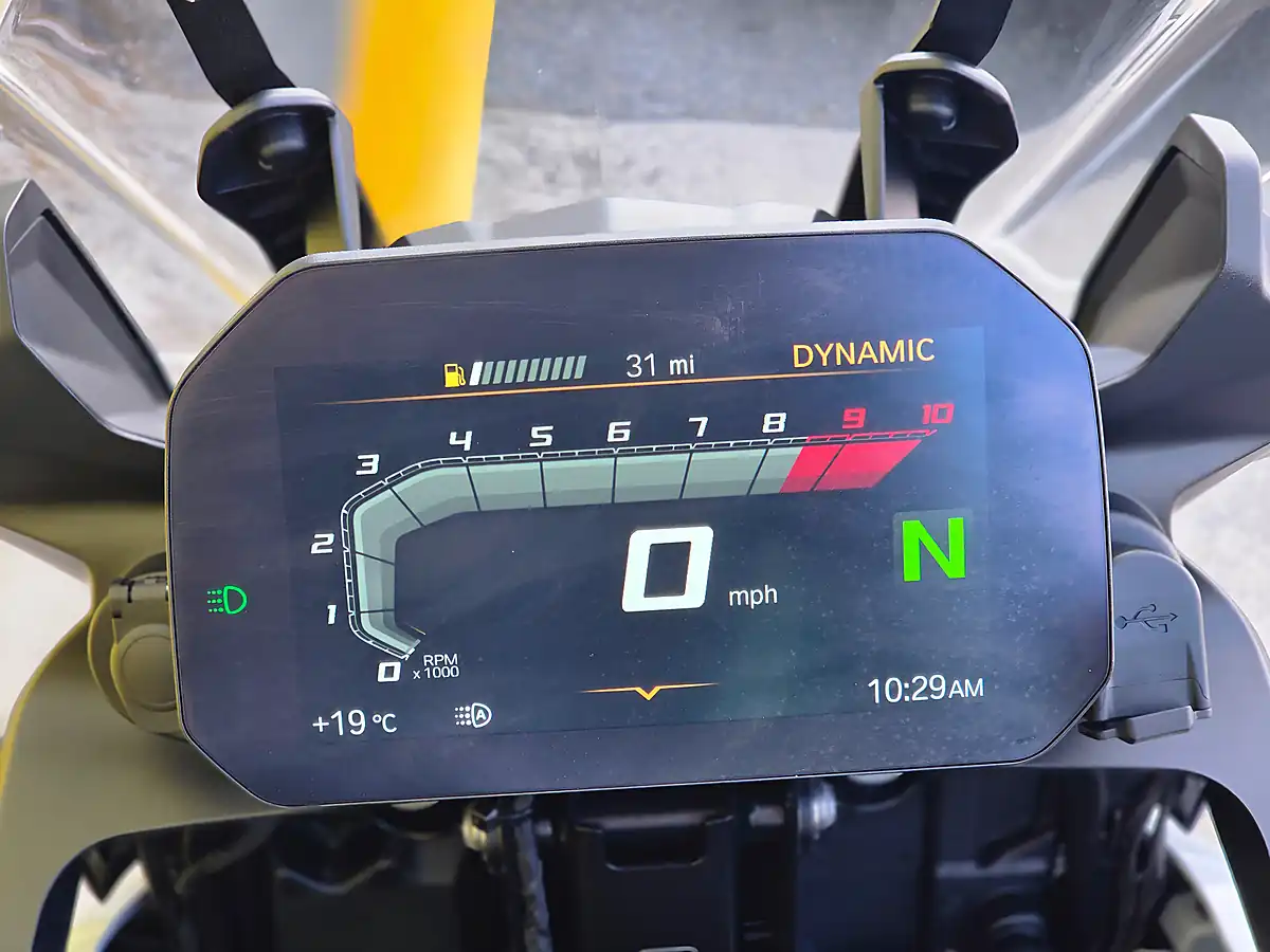Used 2023 BMW F 750 Gs Te Multi-Coloured - Interior and Exterior details 14