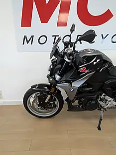 Used 2023 BMW F 900 R Se Black - Interior and Exterior details 11