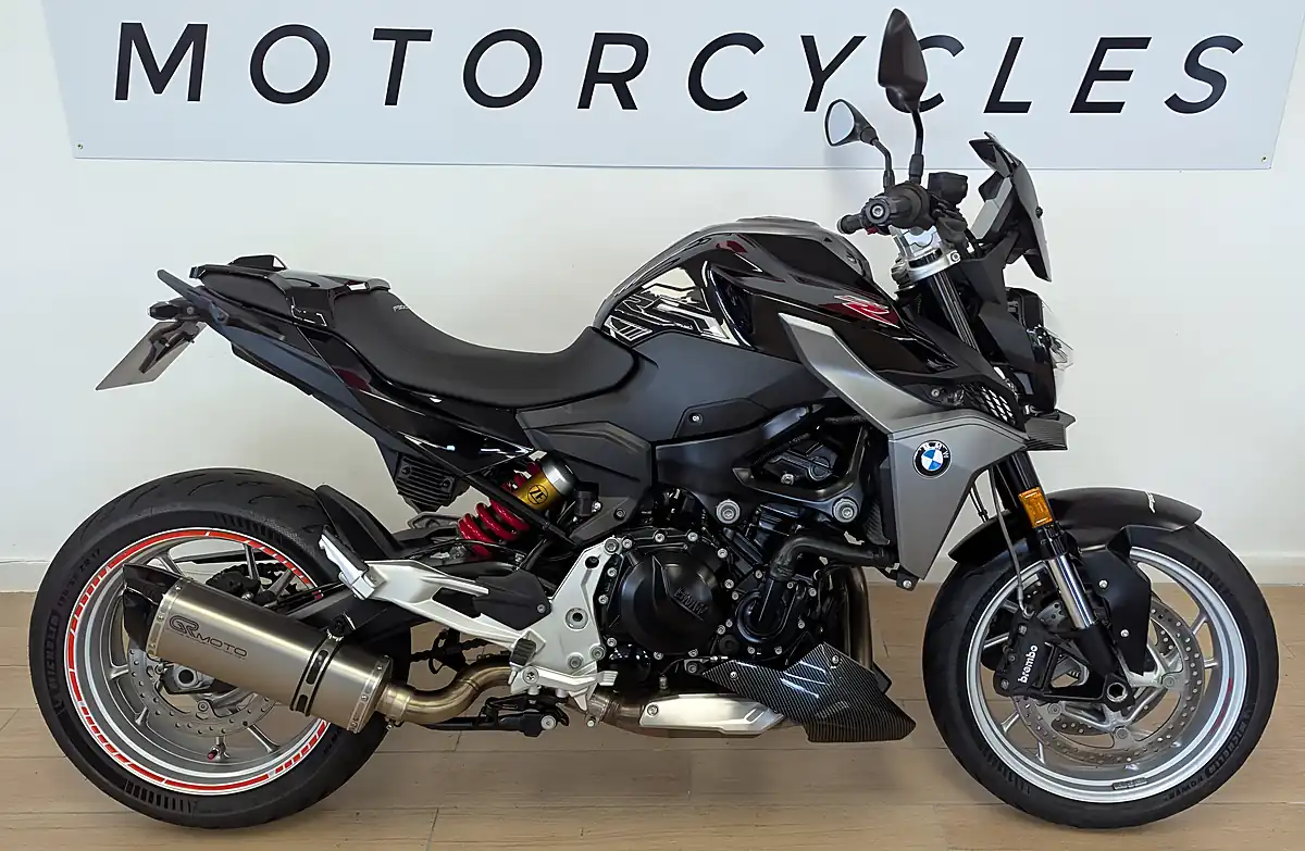 Used 2023 BMW F 900 R Se Black - Interior and Exterior details 5