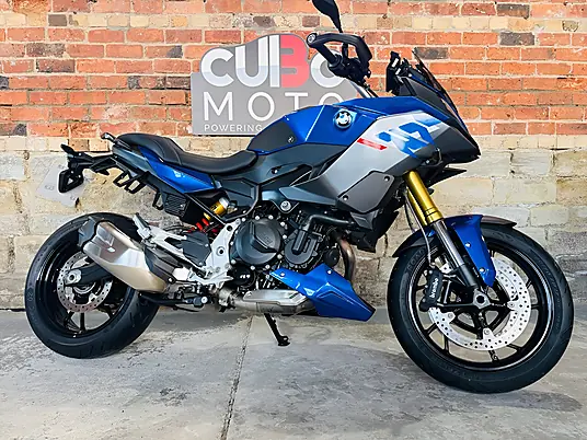 2023 BMW F 900 XR Sports Tourer