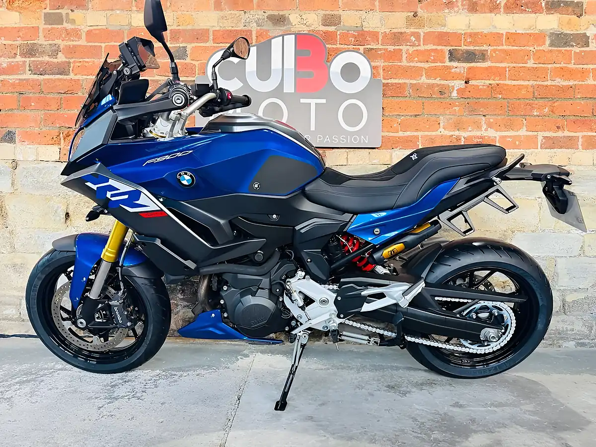 Used 2023 BMW F 900 Xr Sports Tourer Blue - Interior and Exterior details 11