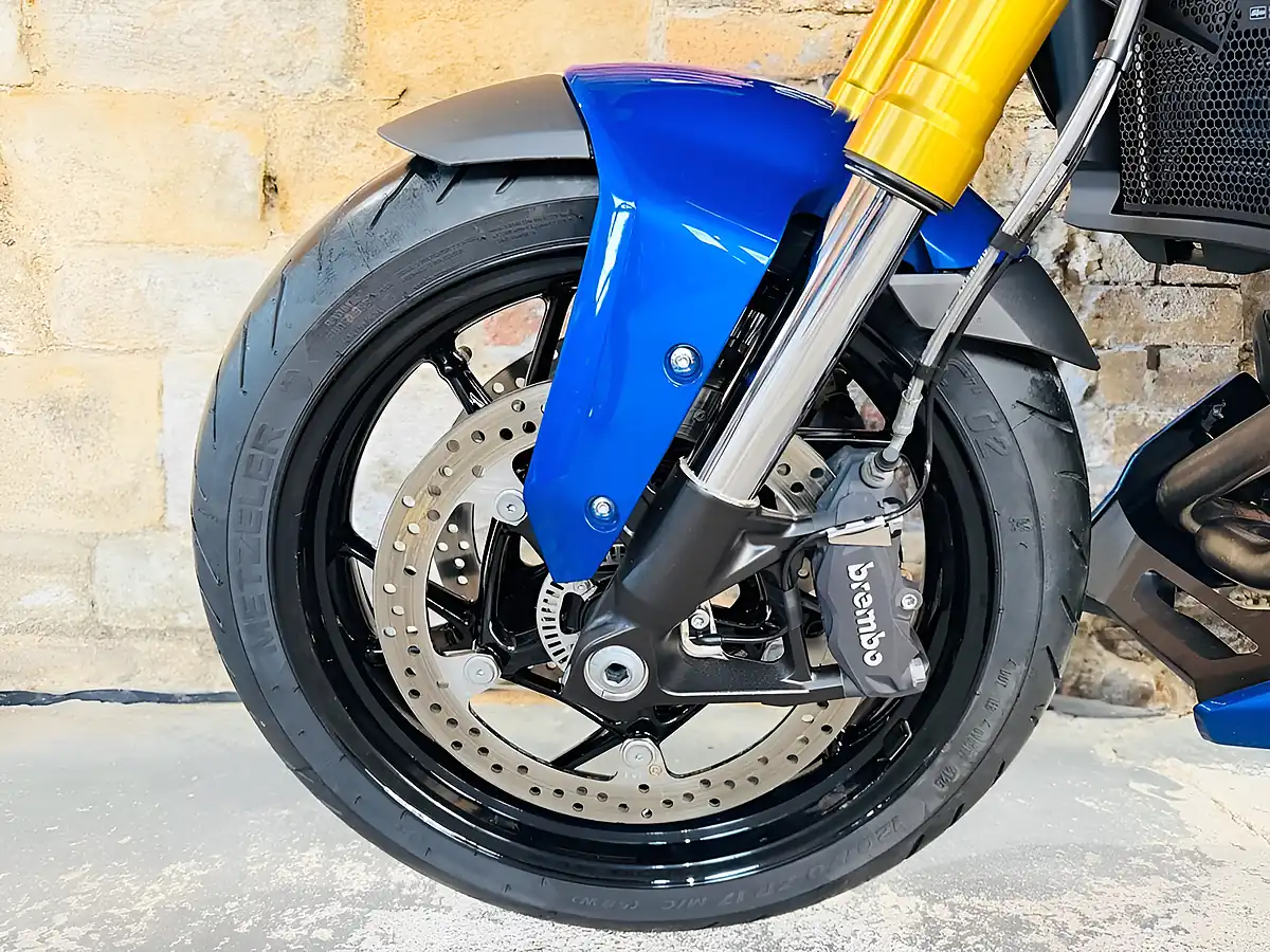 Used 2023 BMW F 900 Xr Sports Tourer Blue - Interior and Exterior details 14