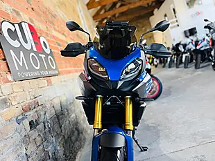 Used 2023 BMW F 900 Xr Sports Tourer Blue - Interior and Exterior details 19