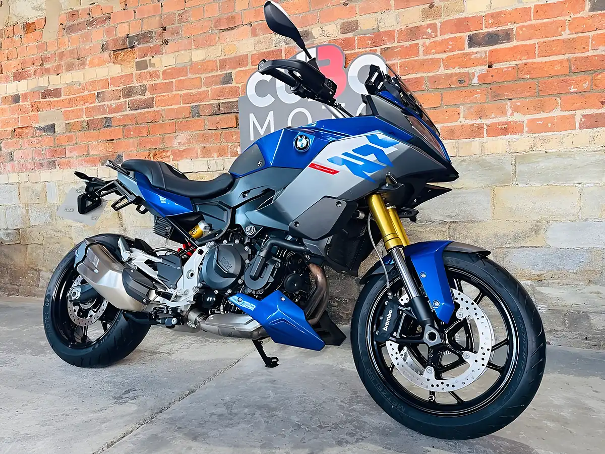 Used 2023 BMW F 900 Xr Sports Tourer Blue - Interior and Exterior details 3