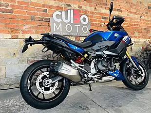 Used 2023 BMW F 900 Xr Sports Tourer Blue - Interior and Exterior details 4