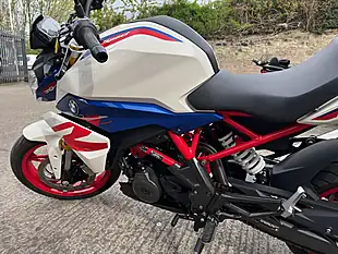 Used 2023 BMW G 310 R 310 White - Interior and Exterior details 9