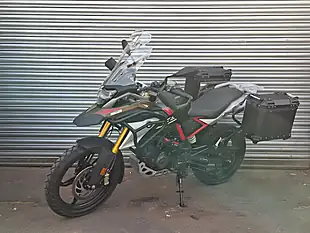 Used 2023 BMW G Series GS310R Bronze - Interior and Exterior details 4