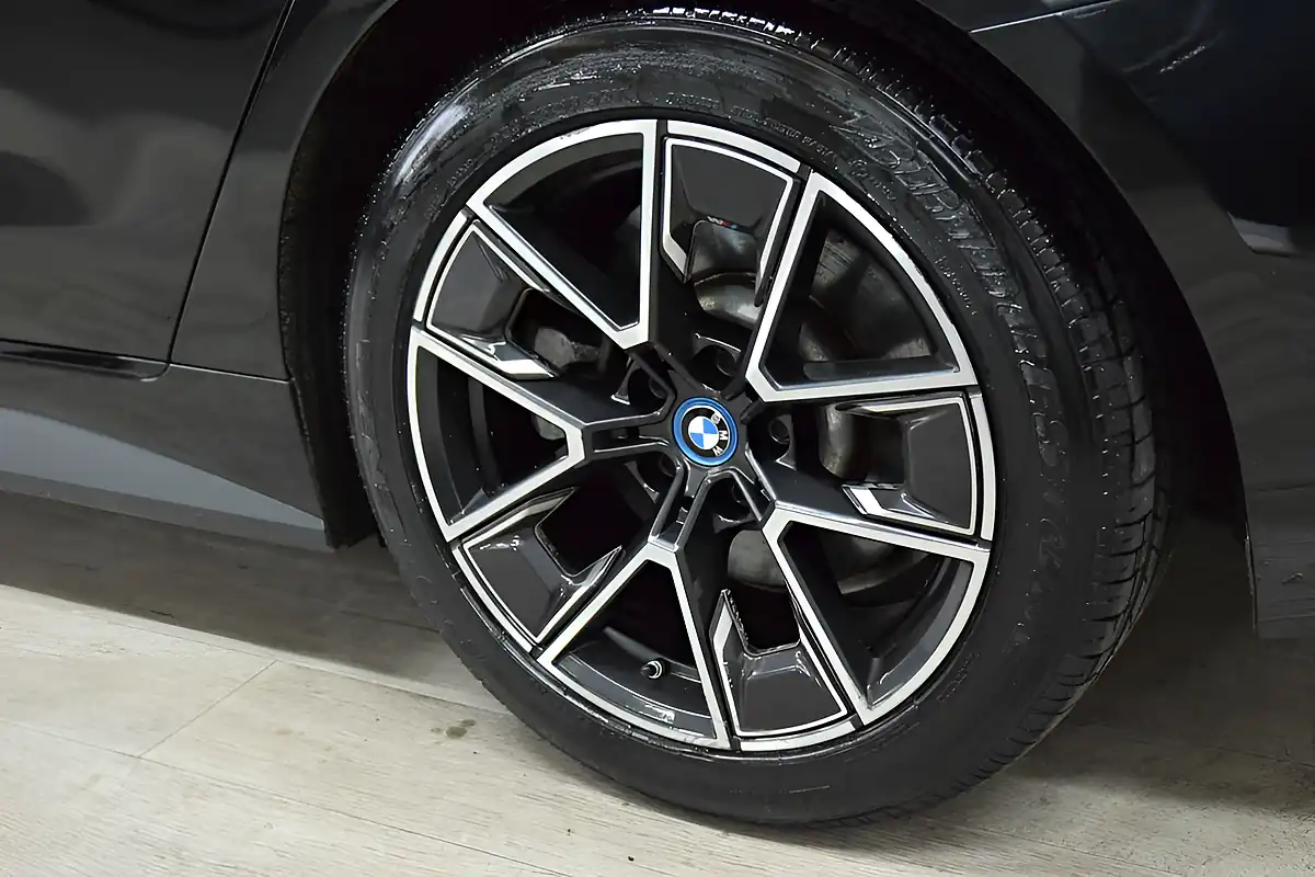 Used 2023 BMW I4 M Sport Black - Interior and Exterior details 8