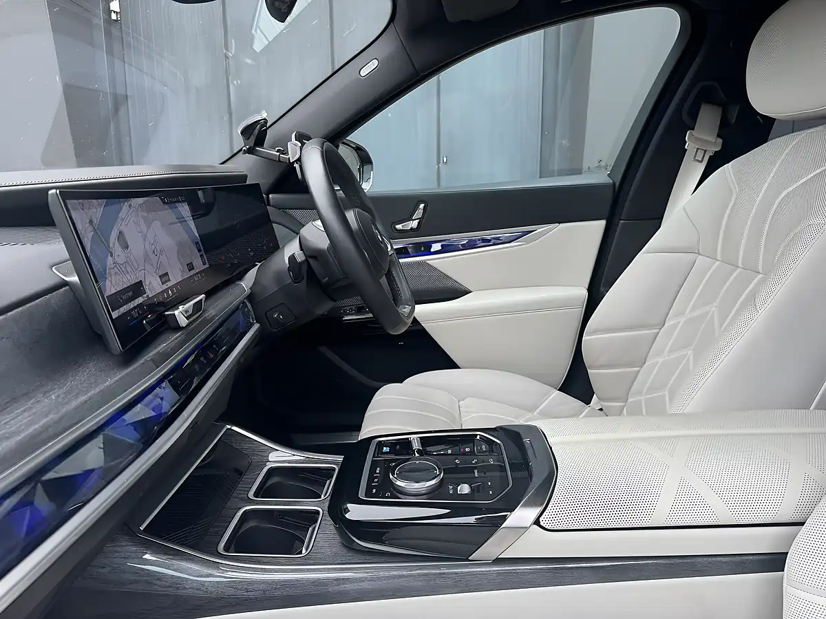 Used 2023 BMW I7 Excellence Pro Black - Interior and Exterior details 11