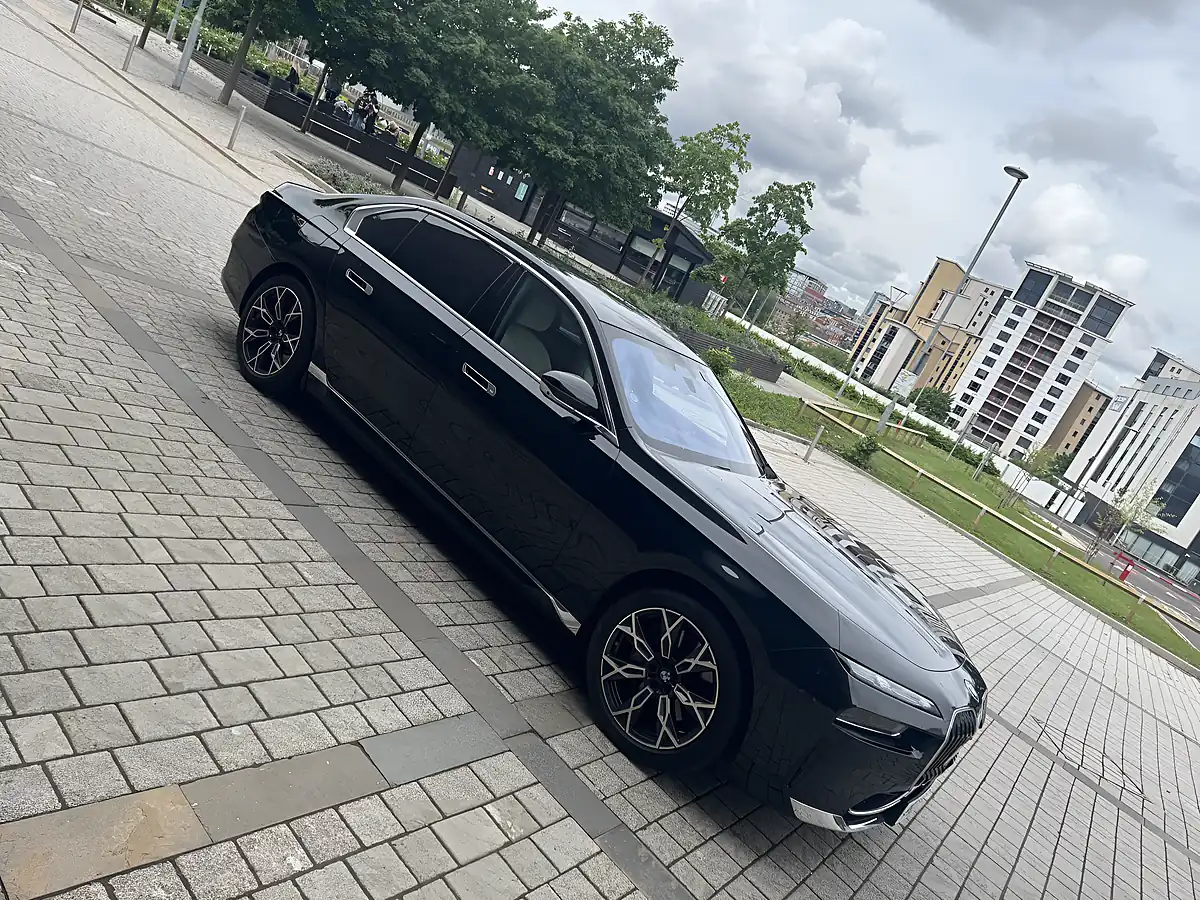 Used 2023 BMW I7 Excellence Pro Black - Interior and Exterior details 3