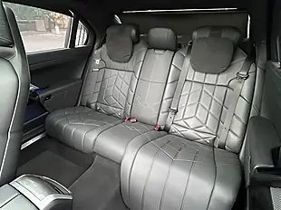Used 2023 BMW I7 Excellence Pro Black Sapphire - Interior and Exterior details 12