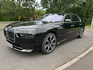 Used 2023 BMW I7 Excellence Pro Black Sapphire - Interior and Exterior details 3