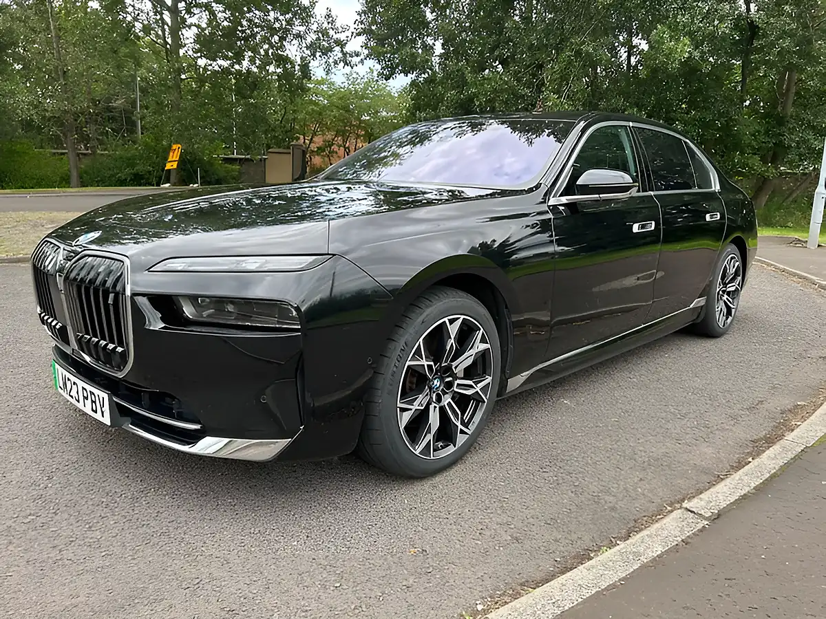 Used 2023 BMW I7 Excellence Pro Black Sapphire - Interior and Exterior details 3