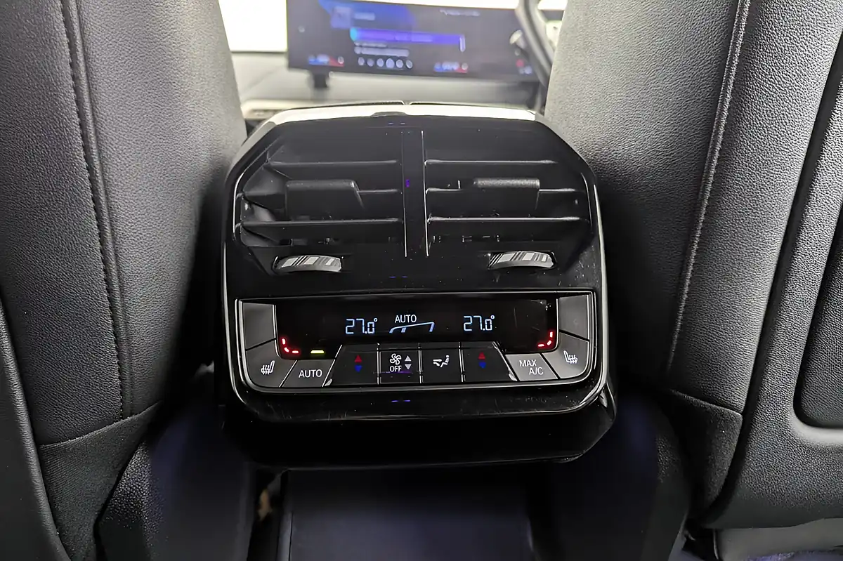 Used 2023 BMW Ix M Sport Black - Interior and Exterior details 10