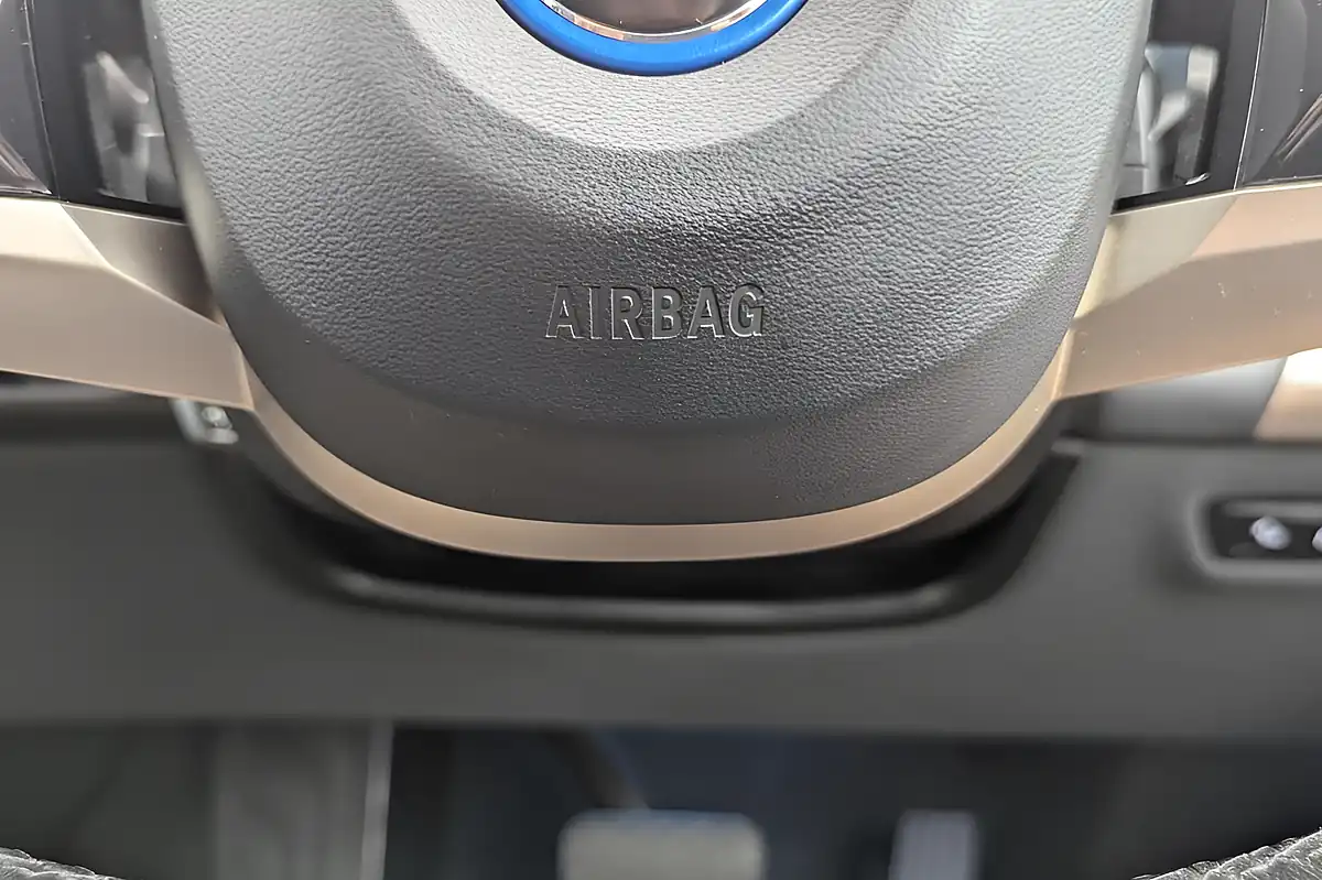 Used 2023 BMW Ix M Sport Black - Interior and Exterior details 15