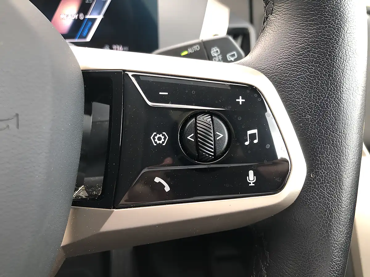 Used 2023 BMW Ix M Sport Edition White - Interior and Exterior details 6