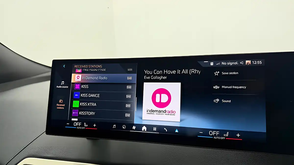Used 2023 BMW Ix M Sport White - Interior and Exterior details 16