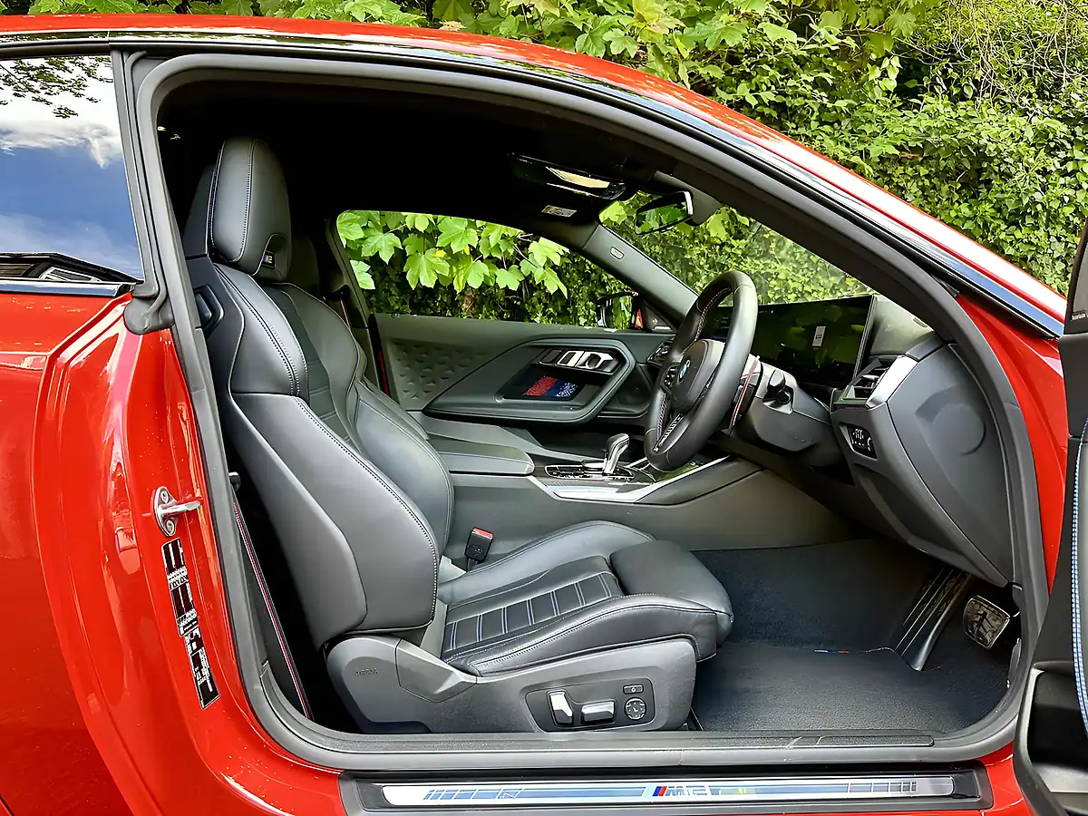 Used 2023 BMW M2 M Performance Pack Toronto Red - Interior and Exterior details 6