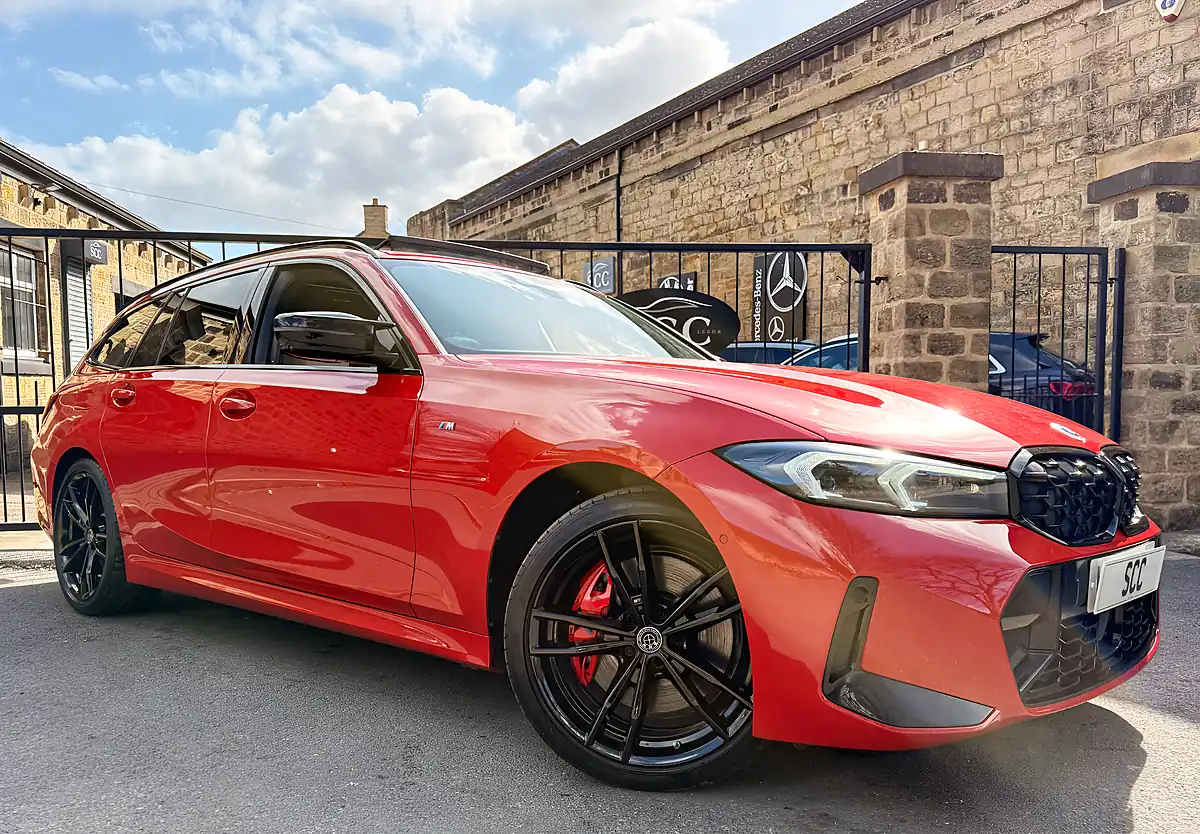 Used 2023 BMW M340d Touring Melbourne Red - Interior and Exterior details 14