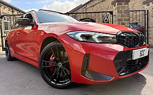 Used 2023 BMW M340d Touring Melbourne Red - Interior and Exterior details 4