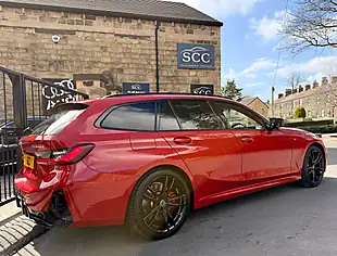 Used 2023 BMW M340d Touring Melbourne Red - Interior and Exterior details 9